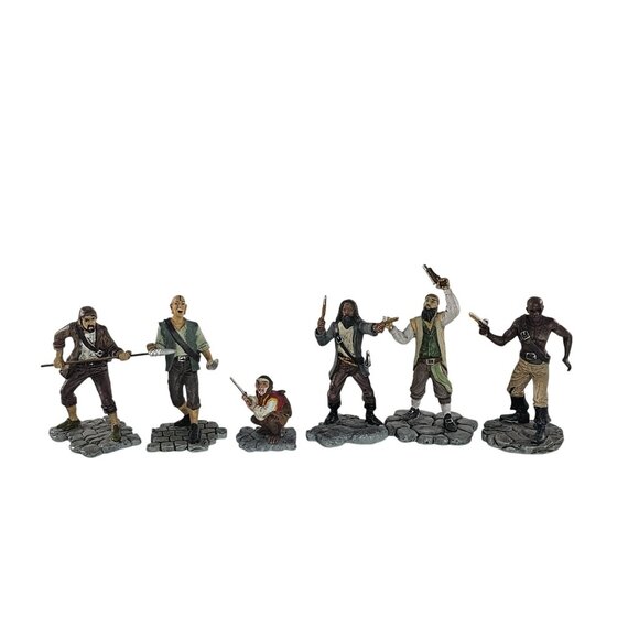 Disney Hawthorne Village Port Royal Attack Pirates of The Caribbean Figurines - Picture 1 of 7